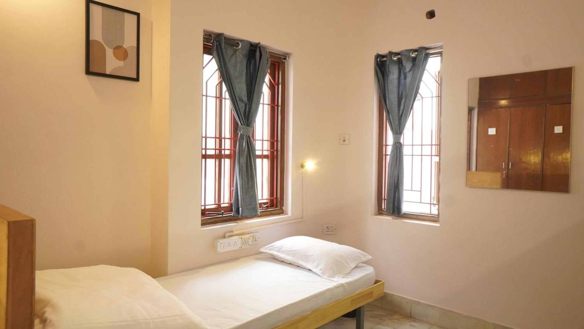 Roambay - Gokulam Hostel Mysore Luaran gambar